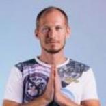 Йога и медитации с Олегом Макаровым